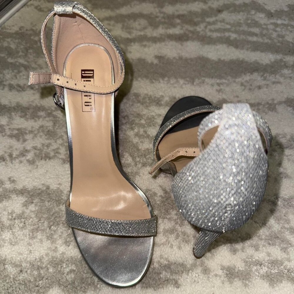 Women's Silver Footwear - Picture 4 of 4